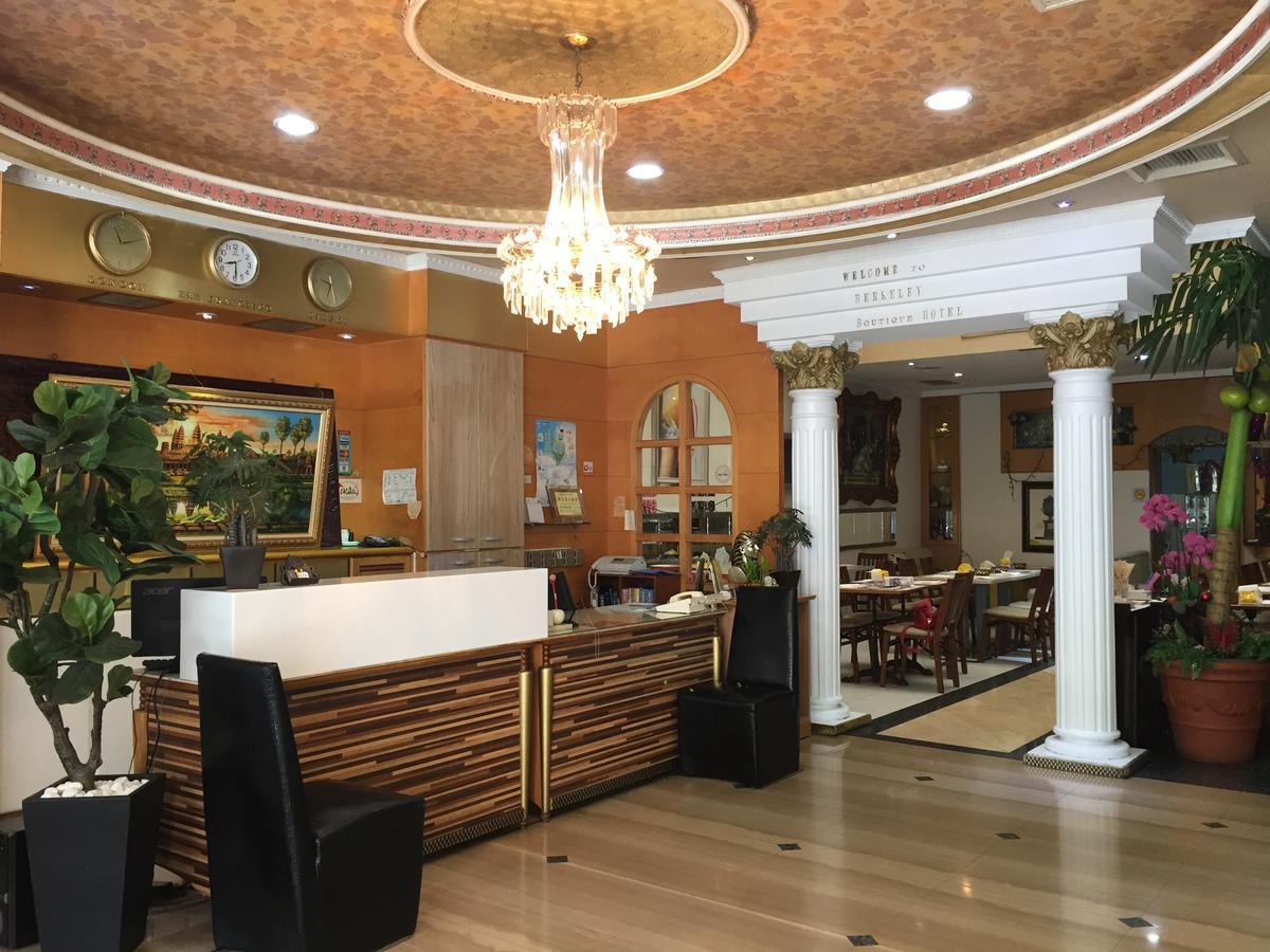 Berkeley Business Hotel Zhongzheng Kota Hsinchu Bagian luar foto